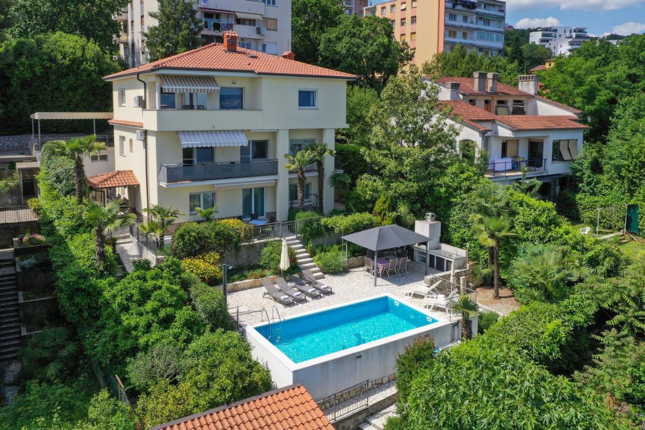 A2 Grozic Apartmán
